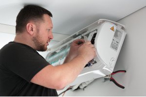 Как установить кондиционер своими руками? Как установить кондиционер своими руками?